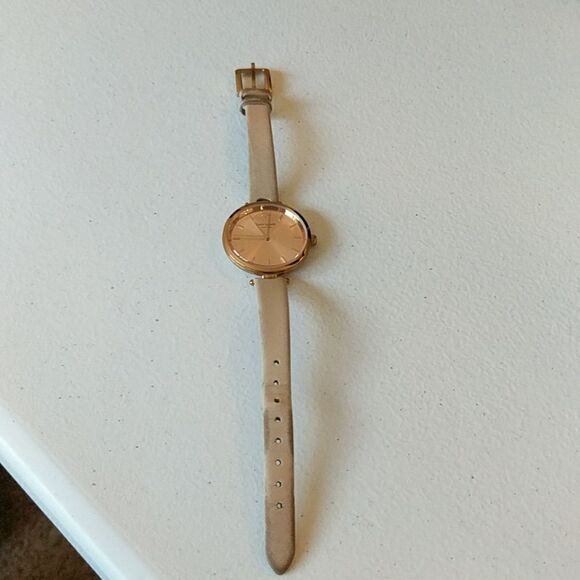 Kate Spade Holland Rose Gold Watch (G1) - Picture 2 of 7